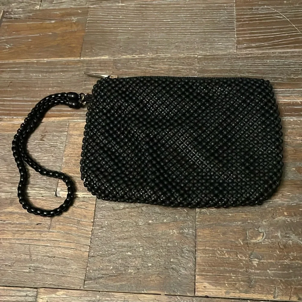 Kimchi Blue Black Chainmail Wristlet🖤 - Picture 1 of 10